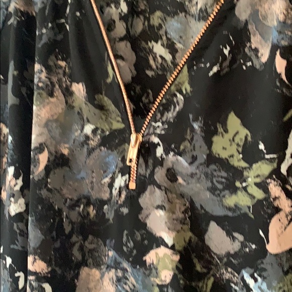 Target blouse - Picture 4 of 5